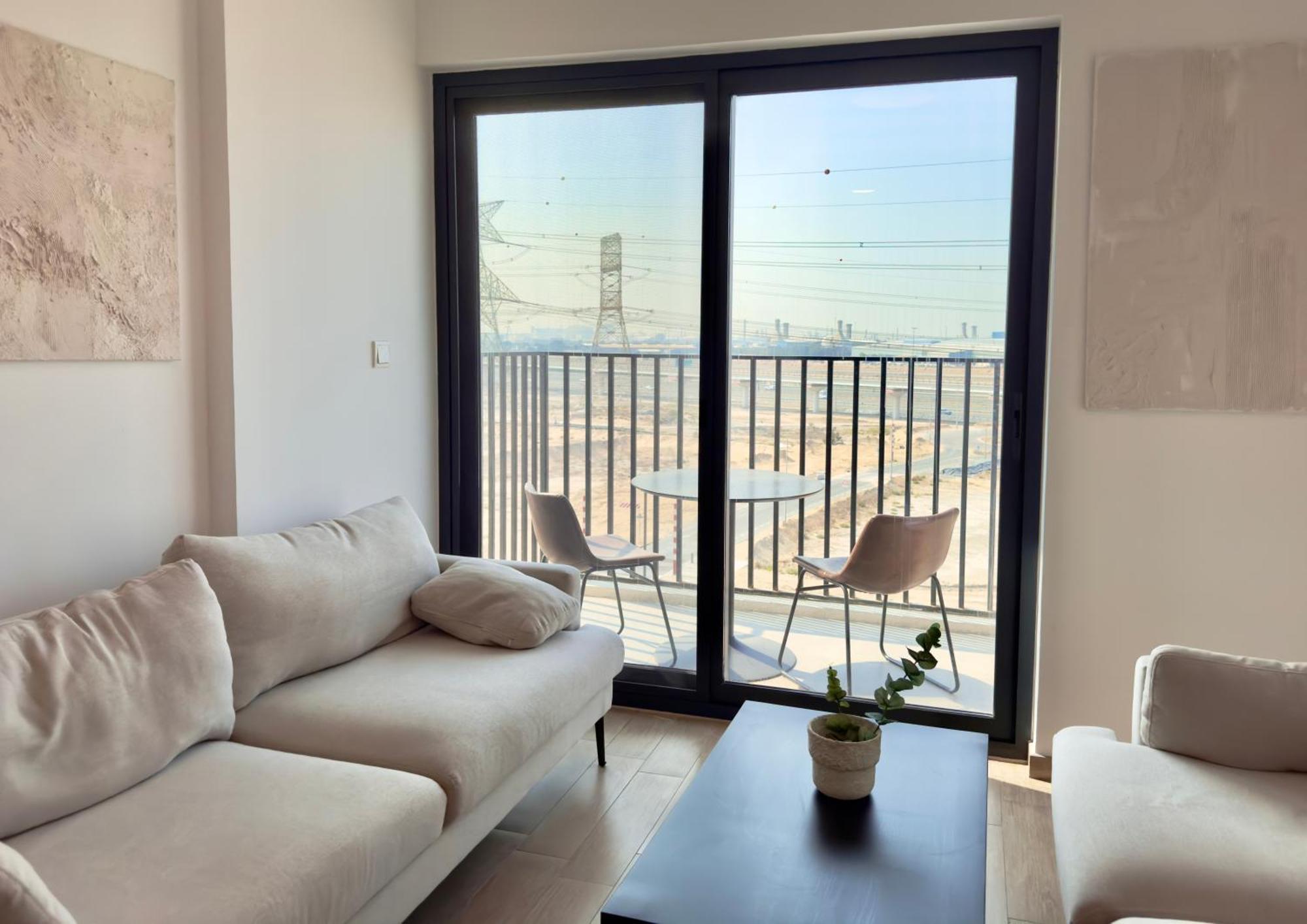 Starts Here With Amazing With Walking Distance To Metro Dubai