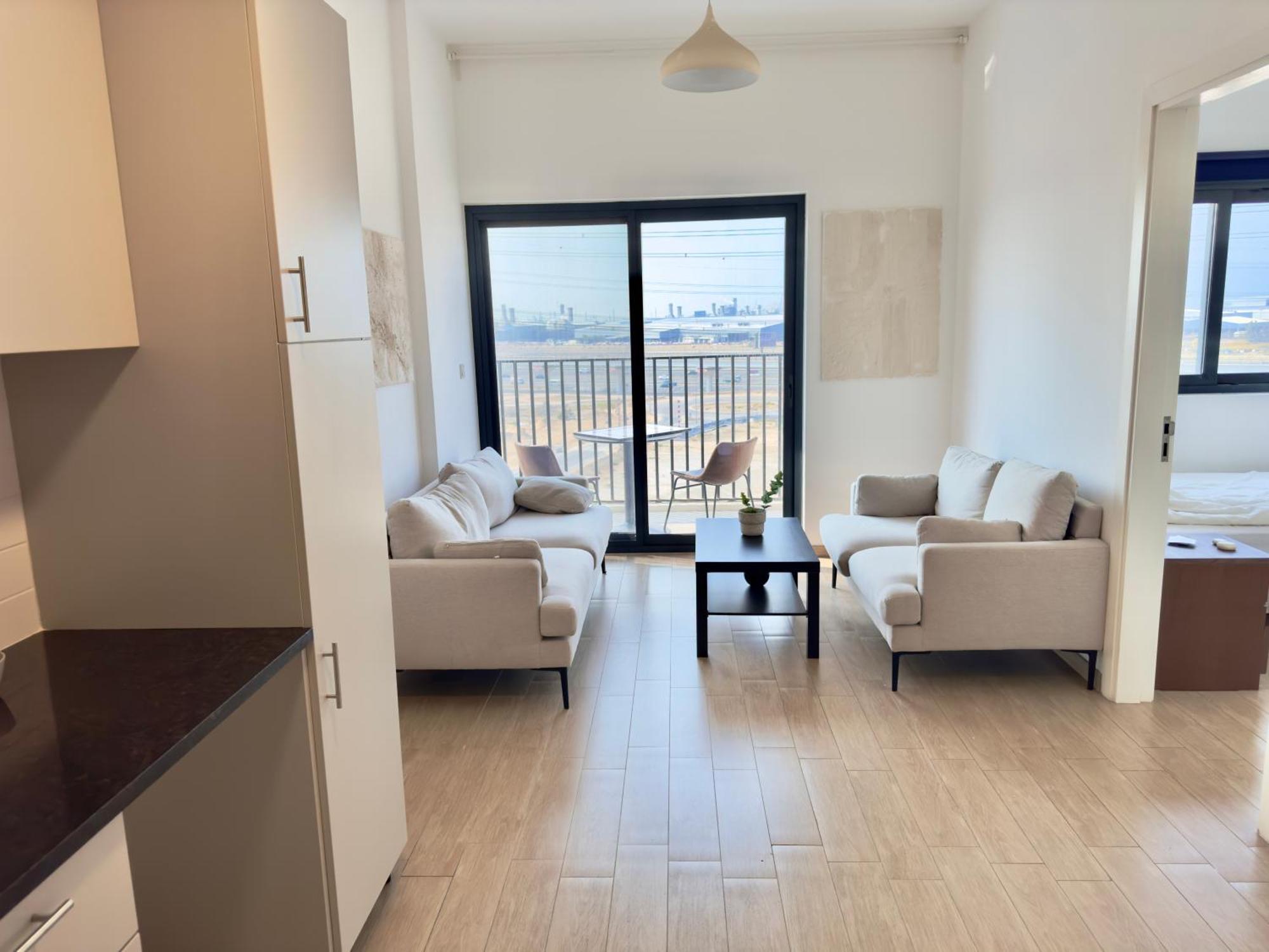 Starts Here With Amazing With Walking Distance To Metro Apartment *